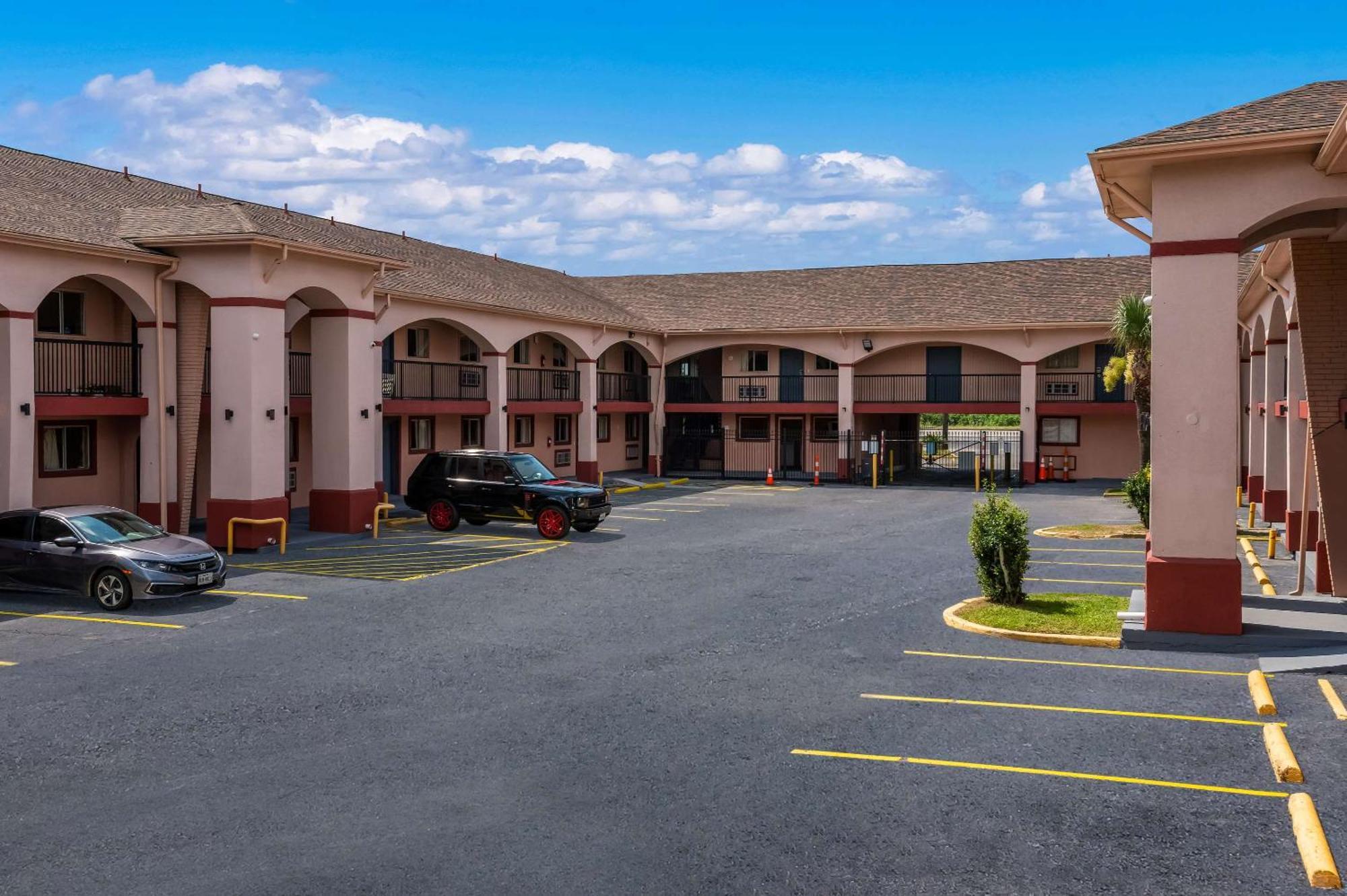 Rodeway Inn & Suites East La Nouvelle-Orléans Extérieur photo